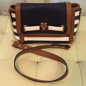 Kate & Alex Shoulder Bag-Like New